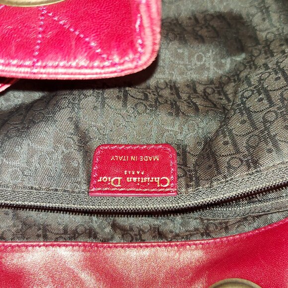 Christian Dior Red Cannage Drawstring Shoulder Bag - Picture 9 of 13